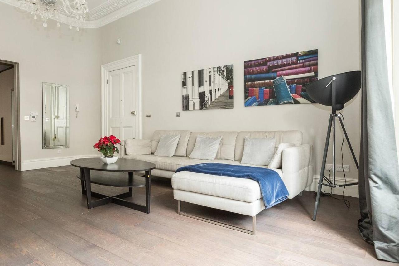 Modern 1br Period In Kensington Londen